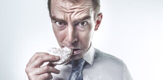 Jak się nazywa kowbojski krawat?