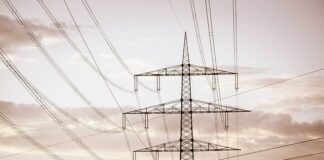 Jak płynie prąd w ogniwie?