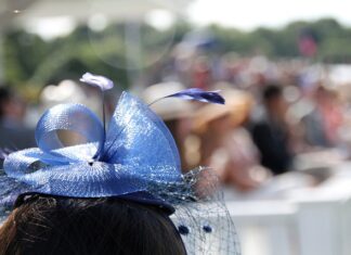 Do czego pasuje fascynator? Do czego pasuje fascynator?